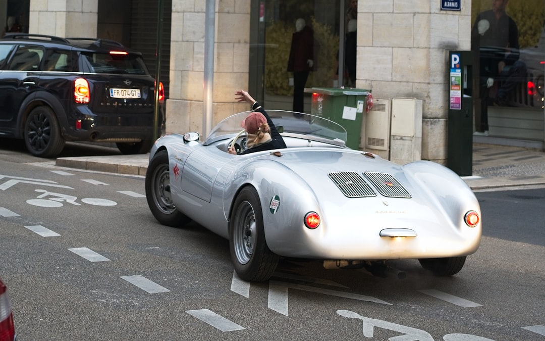 Expert auto contestation
