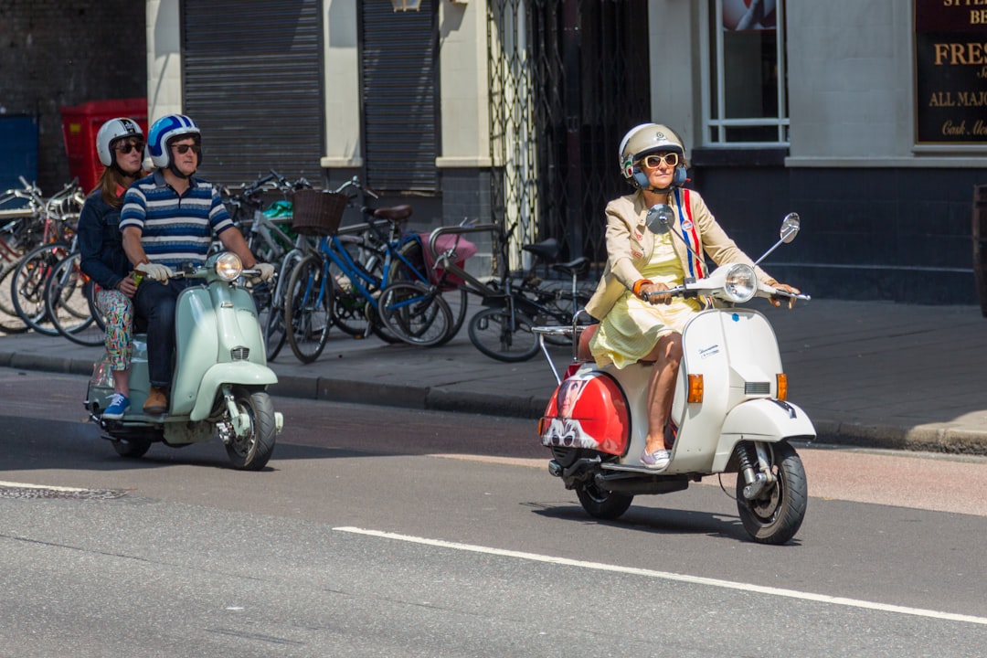 Faut-il assurer un scooter 50cc